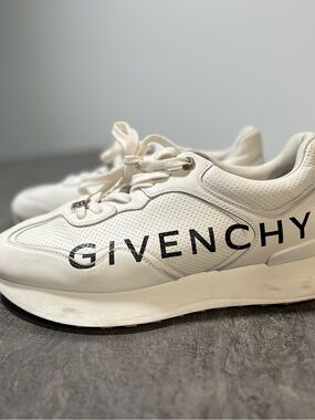 Givenchy Cream Leather Logo Runner Sneakers